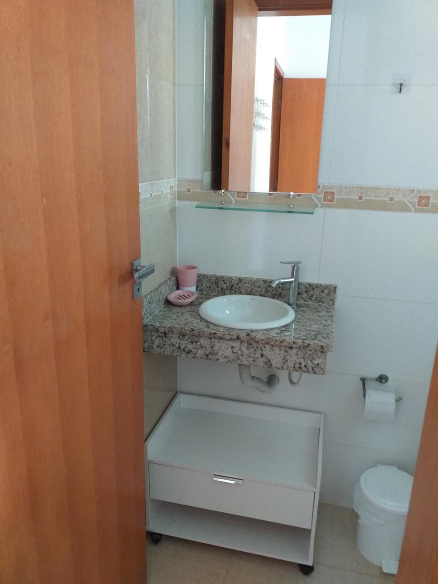 Apartamento No Canto Do Forte, Wi-Fi, Estacionamento Gratuito E Churrasqueira Praia Grande  Bagian luar foto