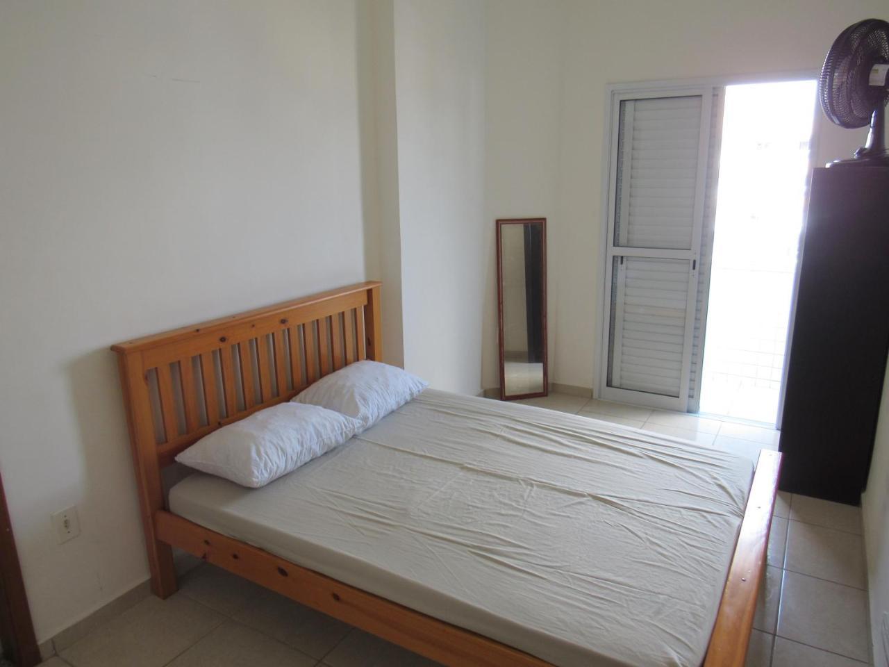 Apartamento No Canto Do Forte, Wi-Fi, Estacionamento Gratuito E Churrasqueira Praia Grande  Bagian luar foto